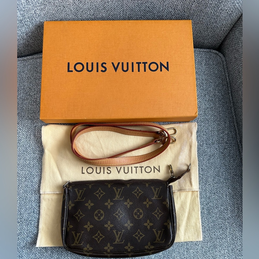 Louis Vuitton Pochette with strap